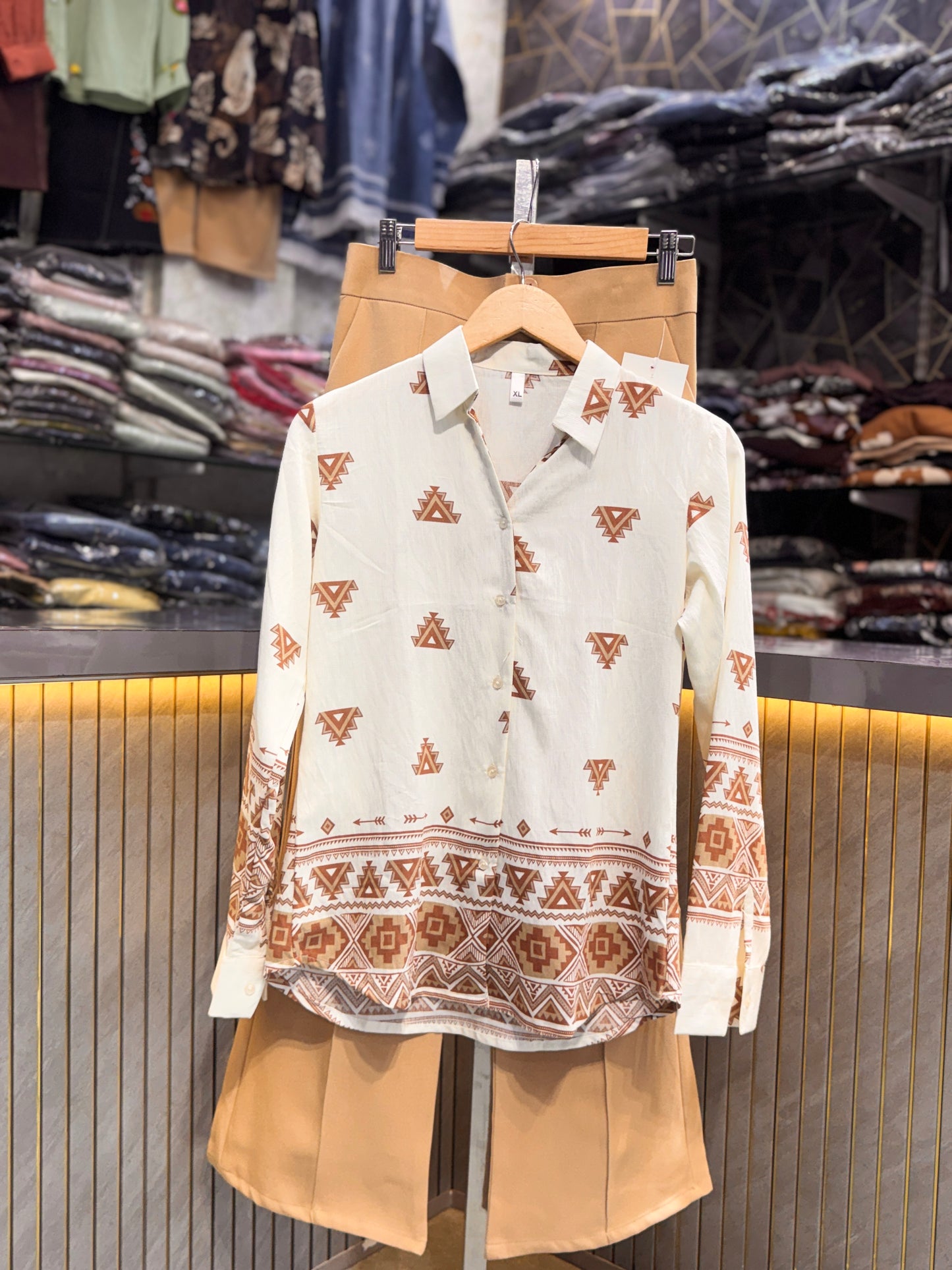🌟 Premium Korean Outfit (Trendy Shirt & Pant Co-ord Set)(1022)