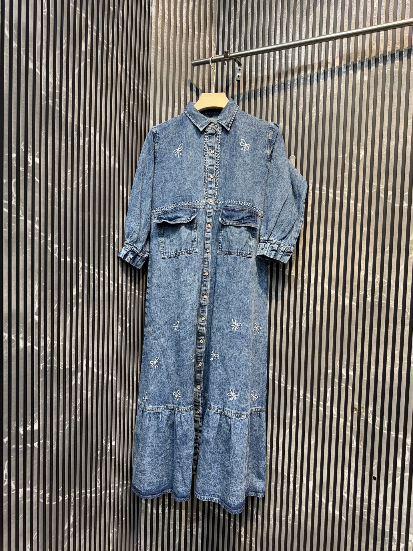 Cod 10014 Shop presenting inputted denim long midi 🧥