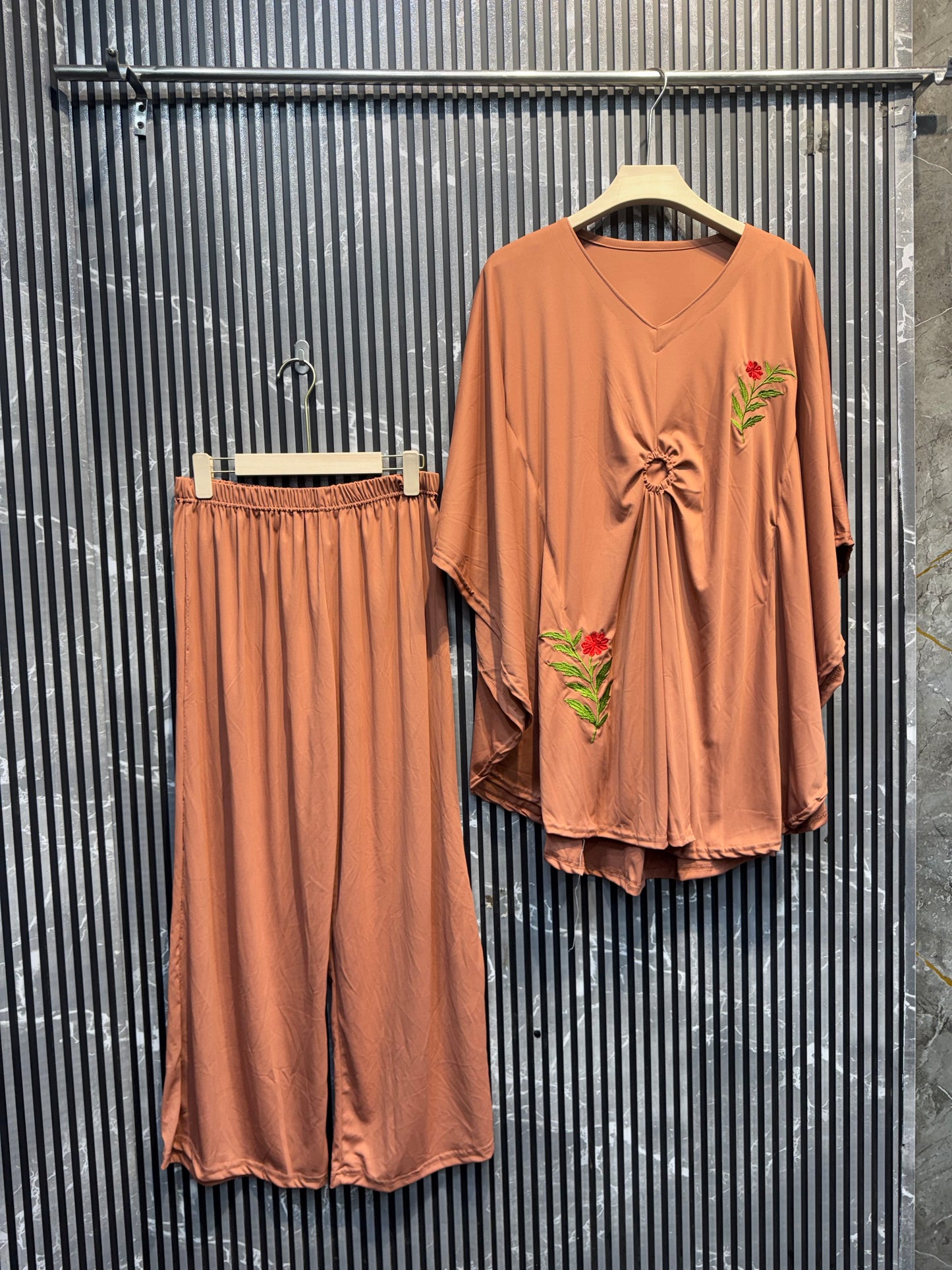 Code10002 ❣️So presenting beautiful, aabaya cod set ❤️