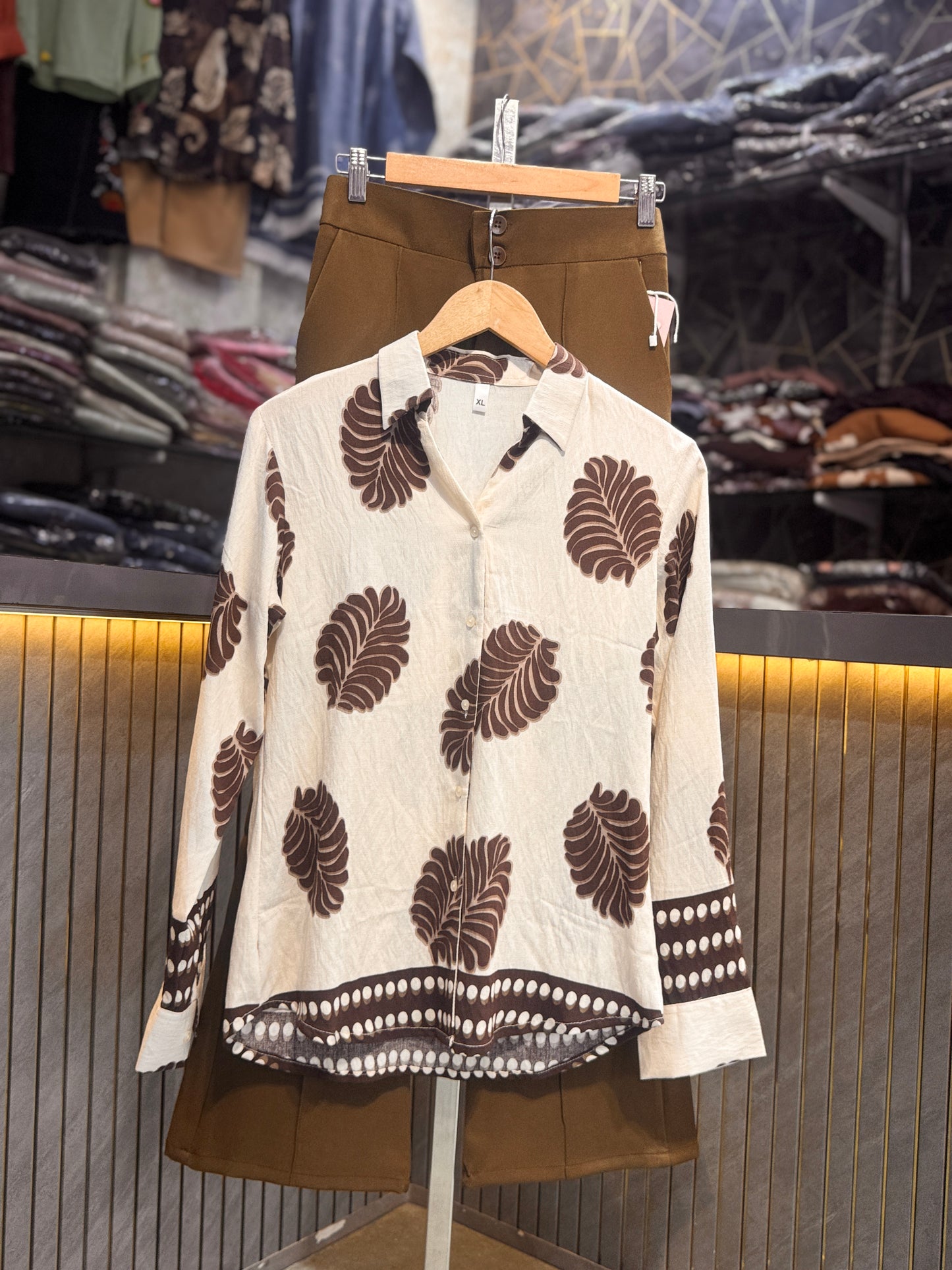 🌟 Premium Korean Outfit (Trendy Shirt & Pant Co-ord Set)(1022)