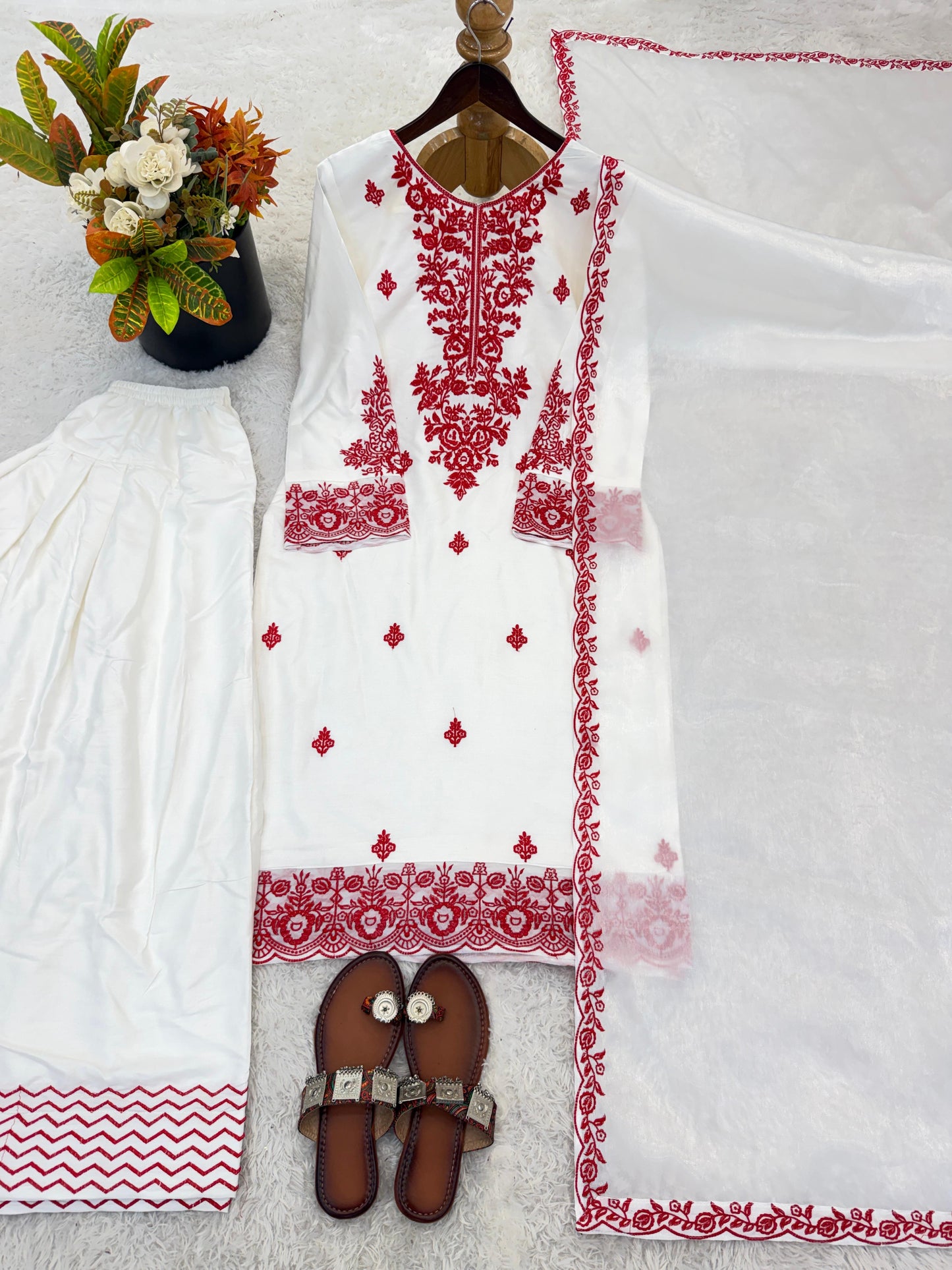 👗 *Category:* *Women’s Ethnic Wear