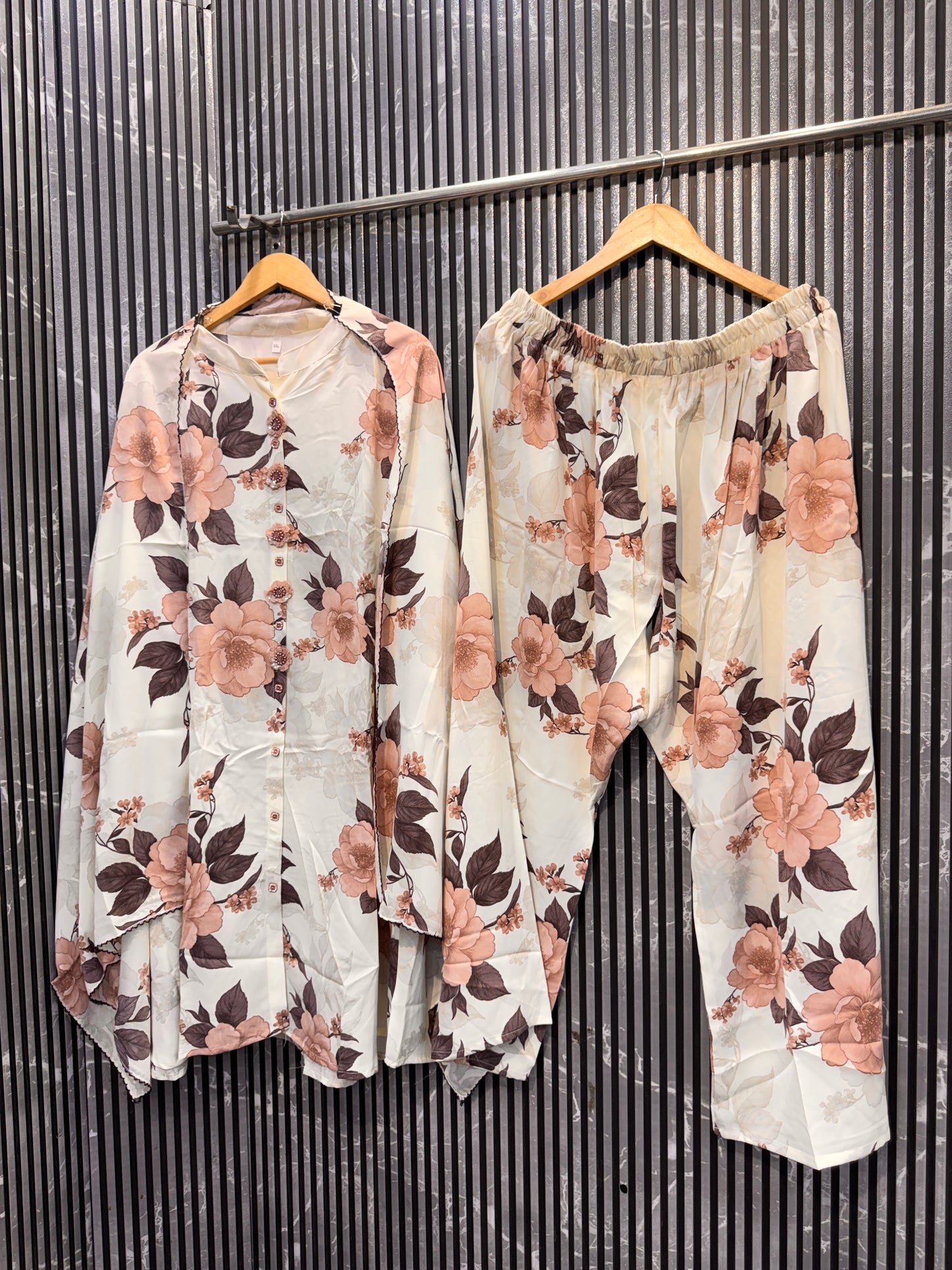 🌸 Beautiful Printed Co-ord Set with Dupatta (Size: 8XL / 62)