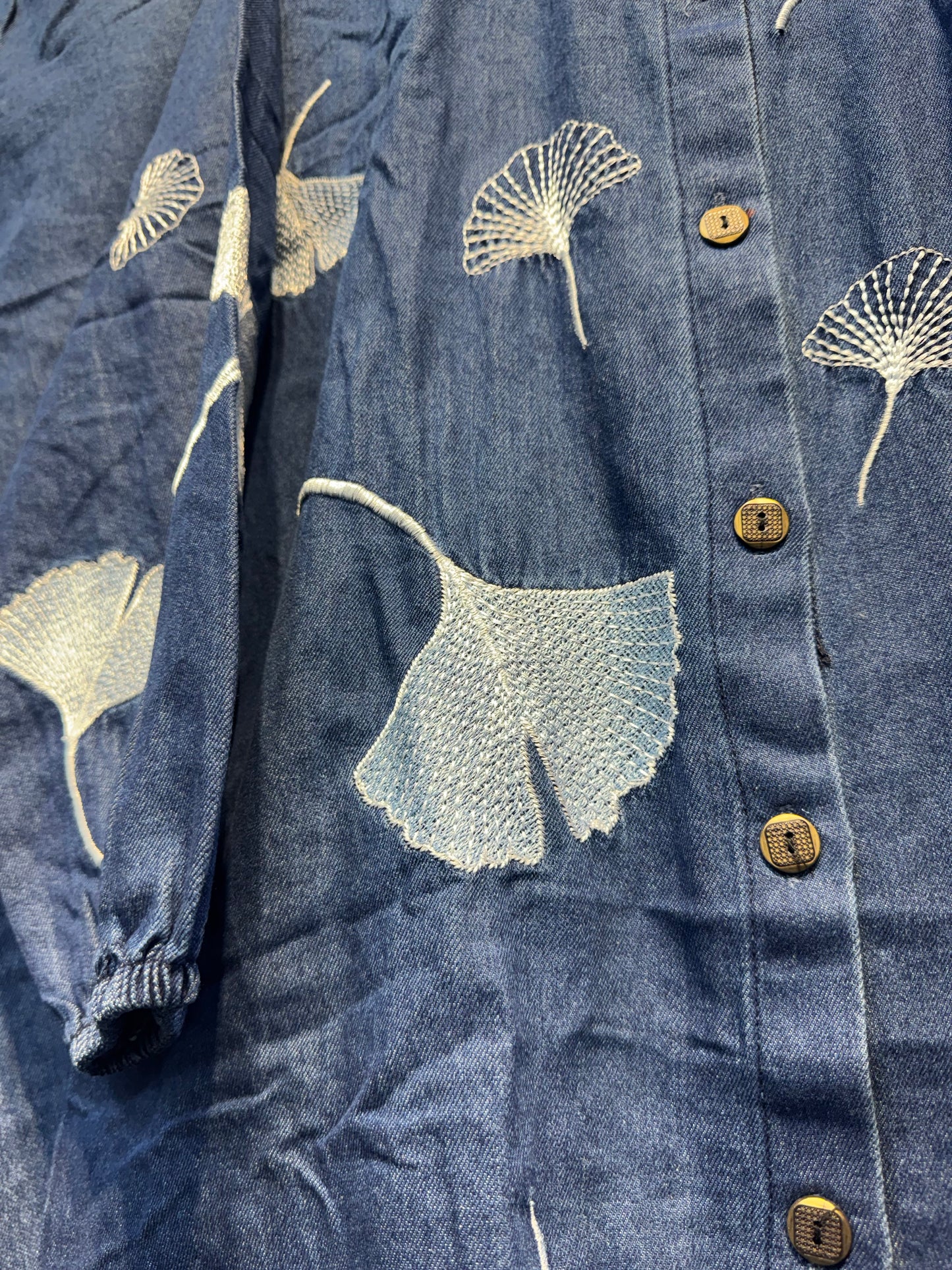 Presenting Beautiful outfit denim 2piece coat set